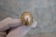 將圖片載入圖庫檢視器 CHANEL/シャネル パールラインストーンイヤリング 金メッキ ゴールド イヤリング 300120078