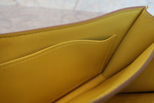 Load image into Gallery viewer, HERMES CONSTANCE3 MINI Epsom leather Lime D Engraving Shoulder bag 700080169