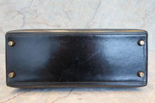 画像をギャラリービューアに読み込む, HERMES/エルメス ケリー28 ボックスカーフ ブラック 〇T刻印 ハンドバッグ 7000010230