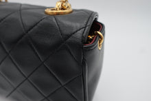 Load image into Gallery viewer, CHANEL Mini Matelasse Chain shoulder bag Lambskin Black/Gold hardware Shoulder bag 800090204