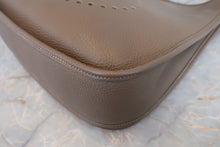 画像をギャラリービューアに読み込む, HERMES/エルメス エブリン3PM トリヨンクレマンス エトゥープ □R刻印 ショルダーバッグ 800030179