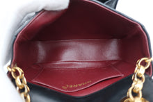 Load image into Gallery viewer, CHANEL Mini Matelasse Chain shoulder bag Lambskin Black/Gold hardware Shoulder bag 800090204