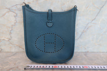 Load image into Gallery viewer, HERMES  EVELYNE TPM Clemence leather Colvert □R Engraving Shoulder bag 700080106