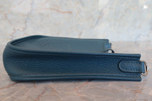 Load image into Gallery viewer, HERMES  EVELYNE TPM Clemence leather Colvert □R Engraving Shoulder bag 700080106