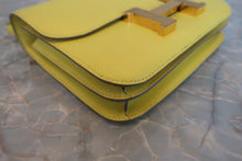 将图片加载到图库查看器,HERMES CONSTANCE3 MINI Epsom leather Lime D刻印 Shoulder bag 800080079