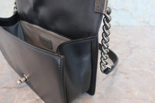 将图片加载到图库查看器,CHANEL/香奈儿 Leboy 链条包 羊皮 Black/Silver hadware(黑色/银色金属) 肩背包 800070008