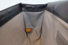 将图片加载到图库查看器,CHANEL/香奈儿 Leboy 链条包 羊皮 Black/Silver hadware(黑色/银色金属) 肩背包 800070008
