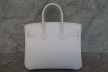 Load image into Gallery viewer, HERMES BIRKIN 25 Epsom leather White □R Engraving Hand bag 700080085