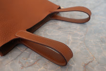 將圖片載入圖庫檢視器 HERMES/エルメス ピコタンロックPM トリヨンクレマンス ゴールド X刻印 ハンドバッグ 700090138