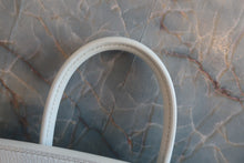 Load image into Gallery viewer, HERMES BIRKIN 25 Epsom leather White □R Engraving Hand bag 700080085