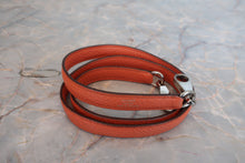 将图片加载到图库查看器,HERMES/BOLIDE 31 Clemence leather Orange poppy T刻印 Shoulder bag 800050090