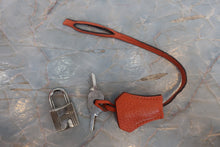 将图片加载到图库查看器,HERMES/BOLIDE 31 Clemence leather Orange poppy T刻印 Shoulder bag 800050090