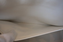 Load image into Gallery viewer, HERMES BIRKIN 25 Epsom leather White □R Engraving Hand bag 700080085