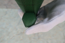 画像をギャラリービューアに読み込む, HERMES/エルメス ボリード35 バイカラー クシュベル グリーン/ネイビー 〇V刻印 ショルダーバッグ 700090136