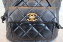 将图片加载到图库查看器,CHANEL/香奈儿 CF 链背包 羊皮 Black/Gold hadware(黑色/金色金属) 背包 700100128