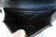 将图片加载到图库查看器,CHANEL/香奈儿 CF 链背包 羊皮 Black/Gold hadware(黑色/金色金属) 背包 700100128