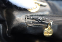 Load image into Gallery viewer, CHANEL Matelasse chain tote bag Lambskin Black/Gold hadware Tote bag 800080126