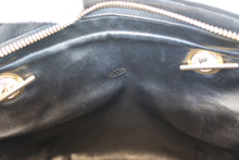 Load image into Gallery viewer, CHANEL Matelasse chain tote bag Lambskin Black/Gold hadware Tote bag 800080126
