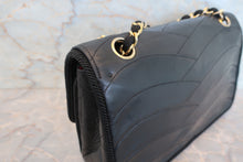 将图片加载到图库查看器,CHANEL/香奈儿 经典双C 链条包 羊皮 Black/Gold hadware(黑色/金色金属) 肩背包 700100183