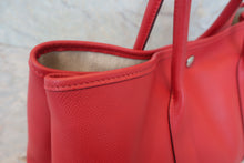 将图片加载到图库查看器,HERMES GARDEN PARTY PM Epsom leather Rouge casaquevA刻印 Tote bag 800040012