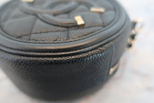 Load image into Gallery viewer, CHANEL Matelasse round chain shoulder bag Caviar skin Black/Gold hadware Shoulder bag 700040044