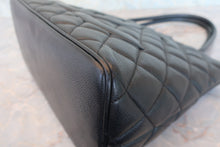 Load image into Gallery viewer, CHANEL Medallion Tote Caviar skin Black/Gold hadware Tote bag 800080130