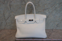 Load image into Gallery viewer, HERMES BIRKIN 35 Clemence leather White □R Engraving Hand bag 700050002