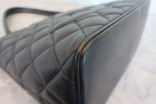 Load image into Gallery viewer, CHANEL Medallion Tote Caviar skin Black/Gold hadware Tote bag 800080130