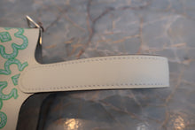 Load image into Gallery viewer, HERMES PICOTIN LOCK Micro(micro) Lucky Daisy Swift leather Nata/Vert U Engraving Hand bag 700070059