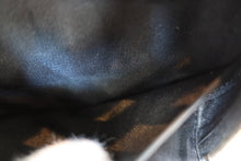 Load image into Gallery viewer, CHANEL Matelasse round chain shoulder bag Caviar skin Black/Gold hadware Shoulder bag 700040044