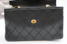 Load image into Gallery viewer, CHANEL Vicolore Big CC mark Chain shoulder bag Lambskin Black/Gold hardware Shoulder bag 800100035