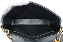 Load image into Gallery viewer, CHANEL Vicolore Big CC mark Chain shoulder bag Lambskin Black/Gold hardware Shoulder bag 800100035