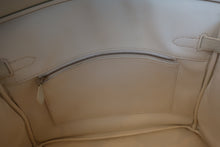 Load image into Gallery viewer, HERMES BIRKIN 35 Clemence leather White □R Engraving Hand bag 700050002