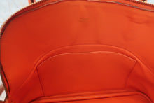 Load image into Gallery viewer, HERMES/BOLIDE 31 Clemence leather Orange □H Engraving Shoulder bag 800020117