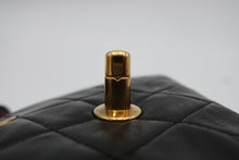 Load image into Gallery viewer, CHANEL Matelasse Double Flap Double Chain shoulder bag Lambskin Black/Gold hardware Shoulder bag 800090147