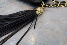 将图片加载到图库查看器,CHANEL/香奈儿 CF 流苏 链条 肩背包 羊皮 Black/Gold hadware(黑色/金色金属) 肩背包 700100207