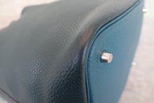 将图片加载到图库查看器,HERMES PICOTIN LOCK CASAQUE MM Clemence leather Vert bosphore/Vert cypres Z刻印 Hand bag 800010046