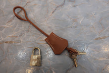 画像をギャラリービューアに読み込む, HERMES/エルメス ケリー32 クシュベル ゴールド □E刻印 ショルダーバッグ 700080069