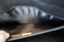 将图片加载到图库查看器,CHANEL/香奈儿 CF 流苏 链条 肩背包 羊皮 Black/Gold hadware(黑色/金色金属) 肩背包 700100207