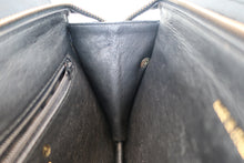 将图片加载到图库查看器,CHANEL/香奈儿 CF 流苏 链条 肩背包 羊皮 Black/Gold hadware(黑色/金色金属) 肩背包 700100207