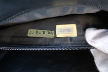 将图片加载到图库查看器,CHANEL/香奈儿 CF 流苏 链条 肩背包 羊皮 Black/Gold hadware(黑色/金色金属) 肩背包 700100207