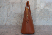 Load image into Gallery viewer, HERMES BOLIDE 35 Graine Couchevel leather Gold 〇Z Engraving Gold 700080086