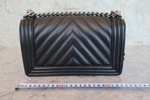 Load image into Gallery viewer, CHANEL LeBOY CHANEL chain shoulder bag Caviar skin Black/Silver hadware Shoulder bag 800080039