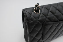 Load image into Gallery viewer, CHANEL Matelasse Double Flap Double Chain shoulder bag Caviar skin Black/Silver hardware Shoulder bag 800100005