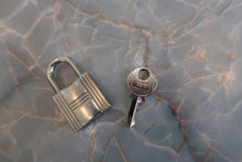 将图片加载到图库查看器,HERMES PICOTIN LOCK CASAQUE MM Clemence leather Vert bosphore/Vert cypres Z刻印 Hand bag 800010046