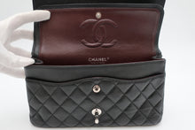 Load image into Gallery viewer, CHANEL Matelasse Double Flap Double Chain shoulder bag Caviar skin Black/Silver hardware Shoulder bag 800100005
