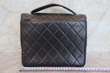 将图片加载到图库查看器,CHANEL/香奈儿 CF 链条包 羊皮 Black/Gold hadware(黑色/金色金属) 肩背包 700100204