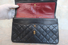 Load image into Gallery viewer, CHANEL Paris Limited Matelasse chain shoulder bag Lambskin Black/Gold hadware Black/Gold hadware 800050092
