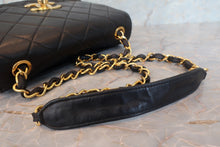 将图片加载到图库查看器,CHANEL/香奈儿 CF 链条包 羊皮 Black/Gold hadware(黑色/金色金属) 肩背包 700100204