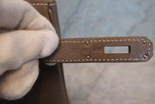 將圖片載入圖庫檢視器 HERMES/エルメス バーキン30 ヴォーエプソン エトゥープ □P刻印 ハンドバッグ 700090128